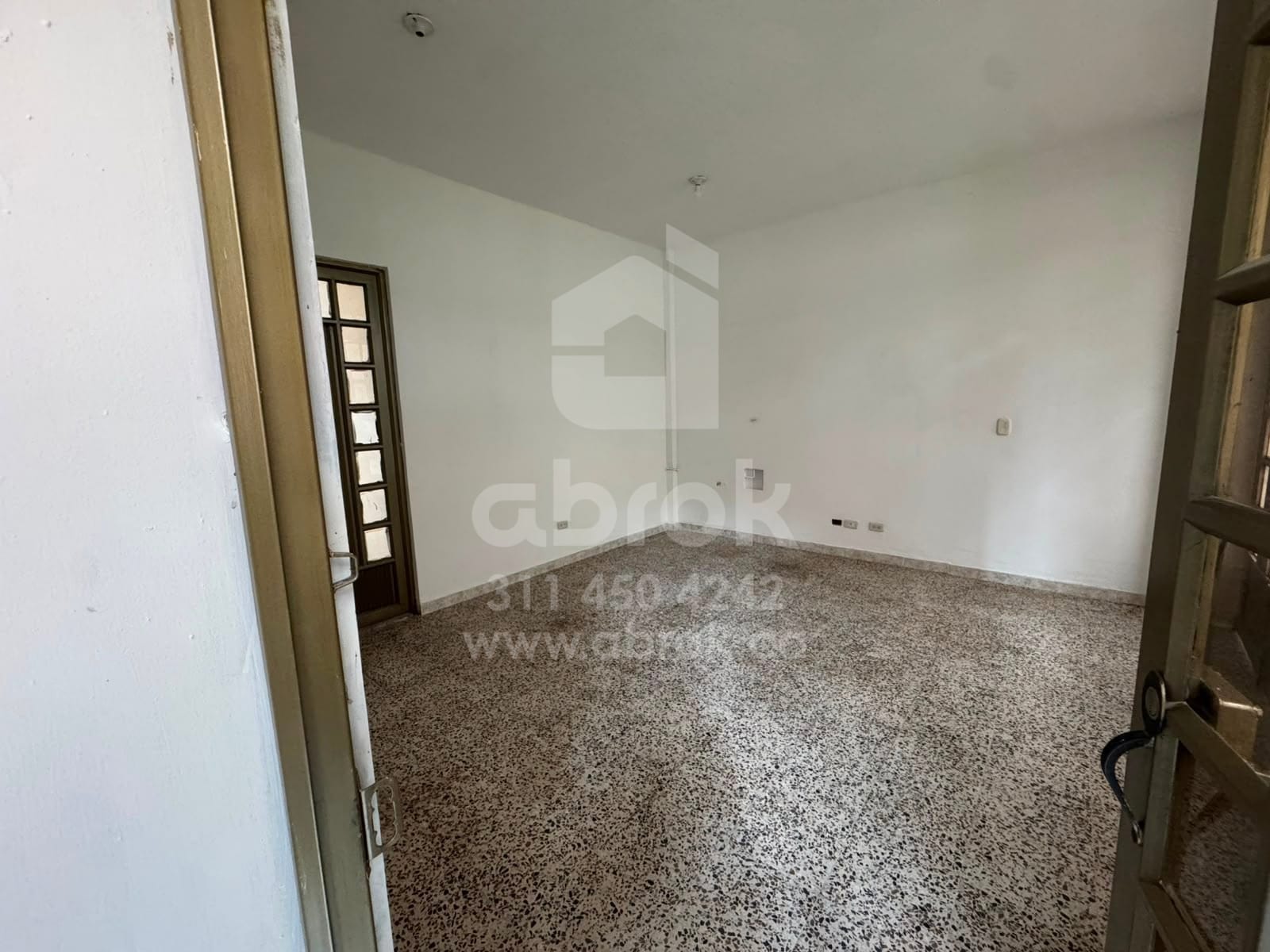 CASA EN VENTA EN PATIO BONITO BARRIO LAS BRISAS KENNEDY