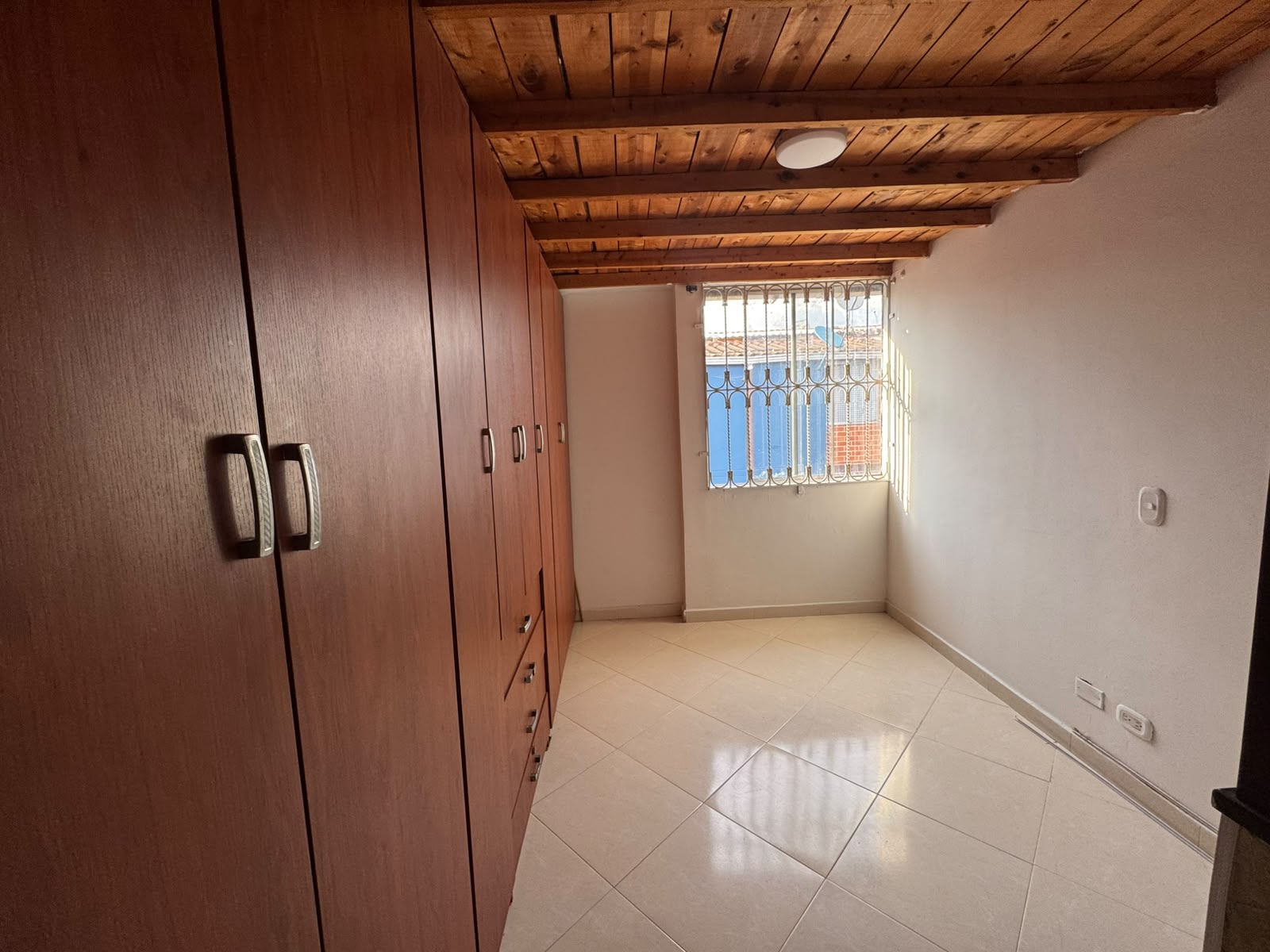 CASA EN ARRIENDO EN EL CONJUNTO CIUDAD TINTAL II