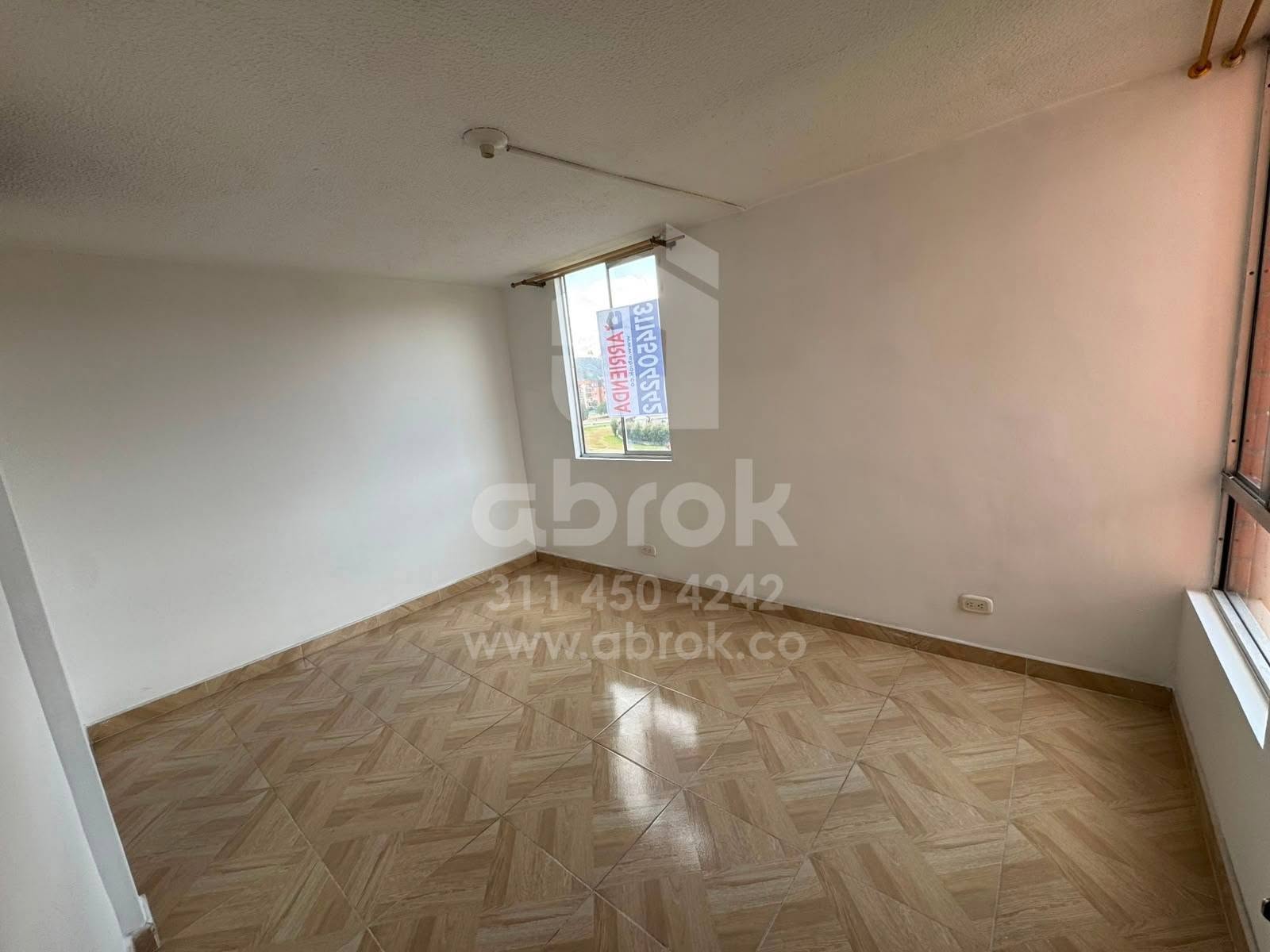 SE ARRIENDA APARTAMENTO EN  CONJUNTO AZAHAR CIUDAD VERDE