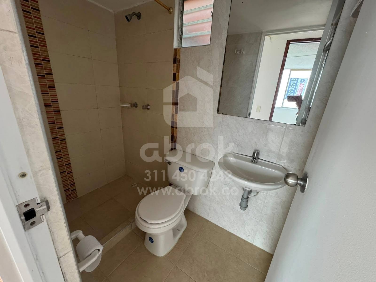 SE ARRIENDA APARTAMENTO EN  CONJUNTO AZAHAR CIUDAD VERDE