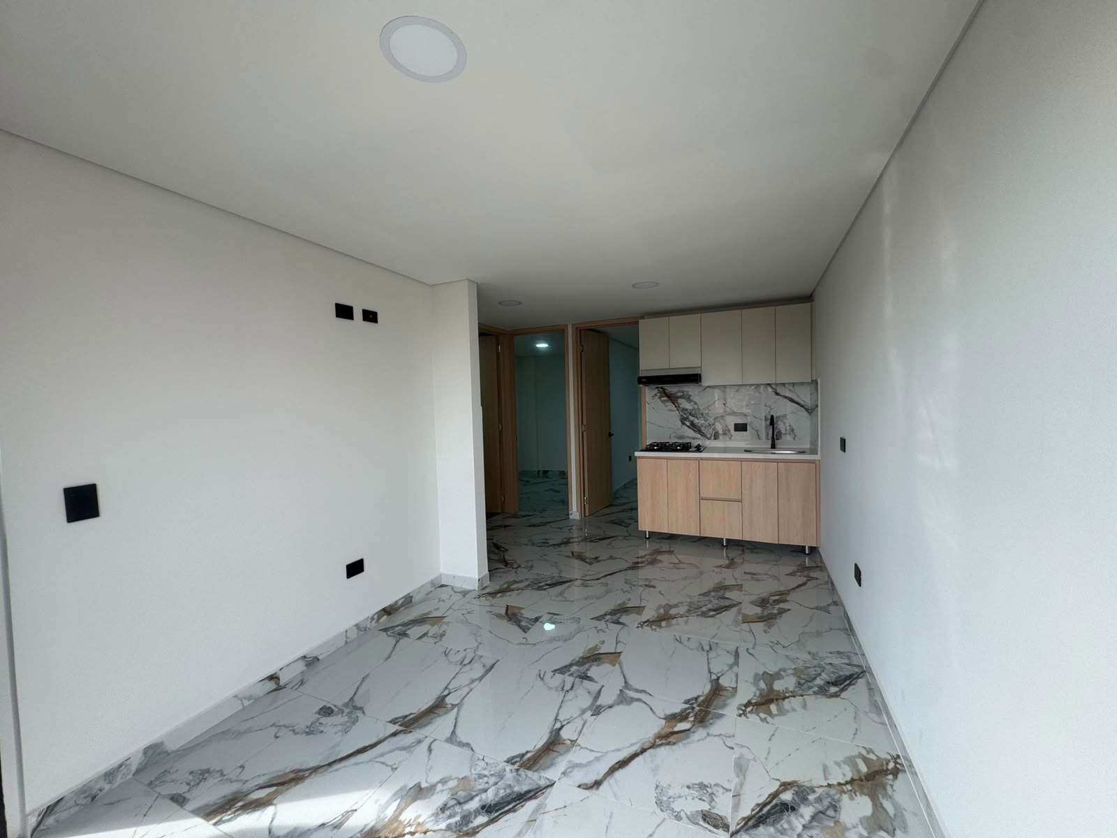SE ARRIENDA APARTAMENTO PARA ESTRENAR EN BOGOTA BARRIO SANTA ROSITA ENGATIVA