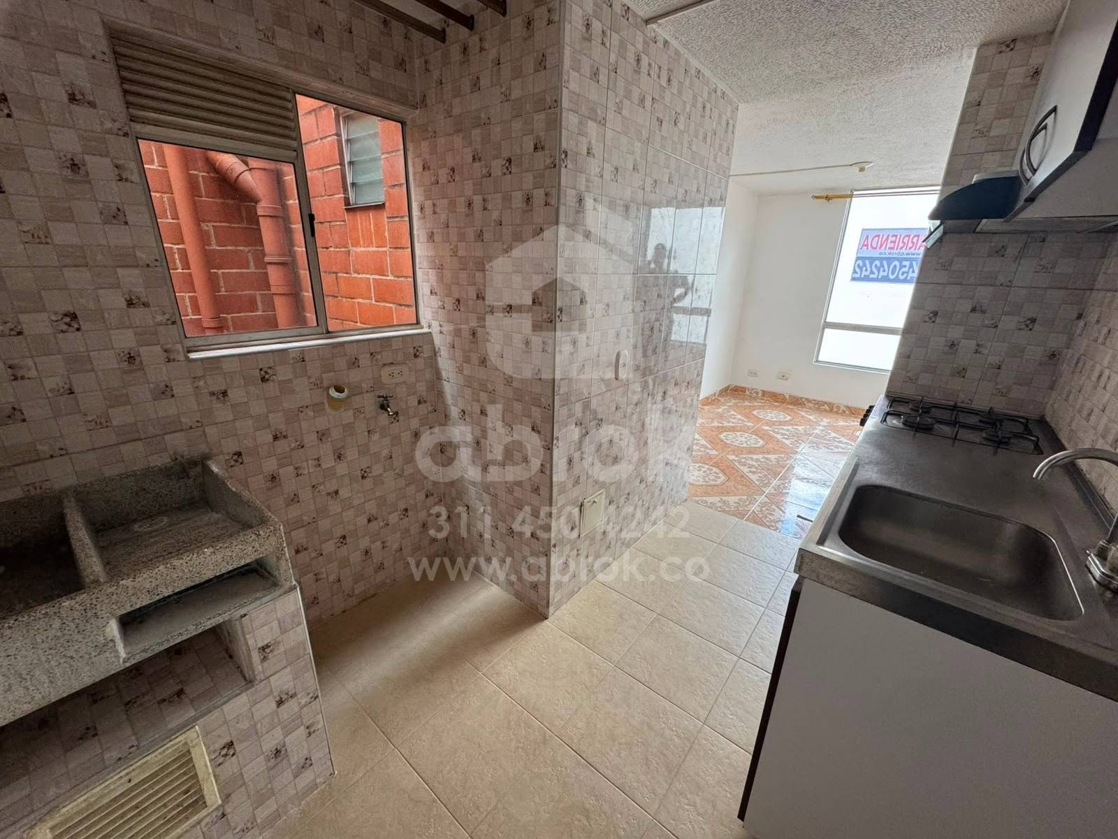 SE ARRIENDA APARTAMENTO EN  CONJUNTO AZAHAR CIUDAD VERDE