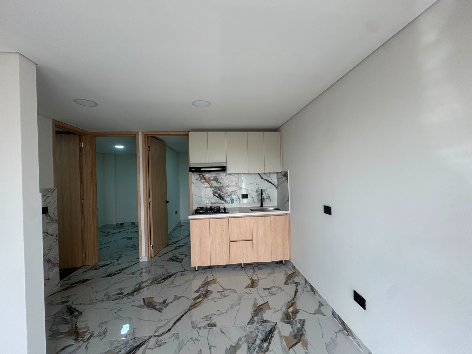 SE ARRIENDA APARTAMENTO PARA ESTRENAR EN BOGOTA BARRIO SANTA ROSITA ENGATIVA