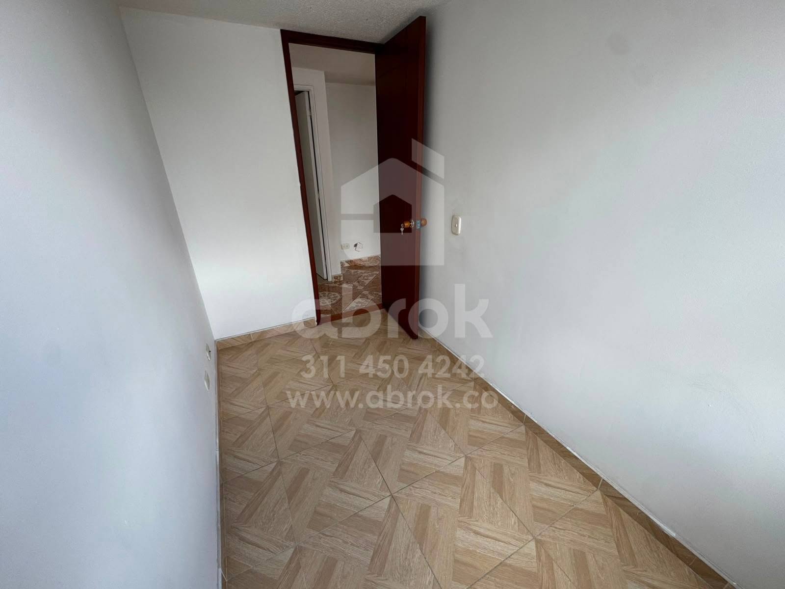 SE ARRIENDA APARTAMENTO EN  CONJUNTO AZAHAR CIUDAD VERDE
