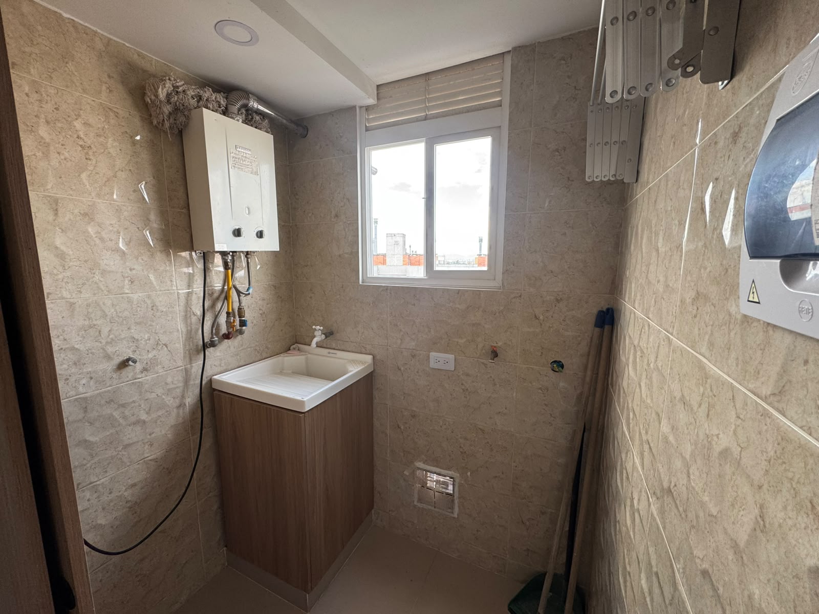 APARTAMENTO EN ARRIENDO SENDEROS DE MADELENA 2 - BOGOTA
